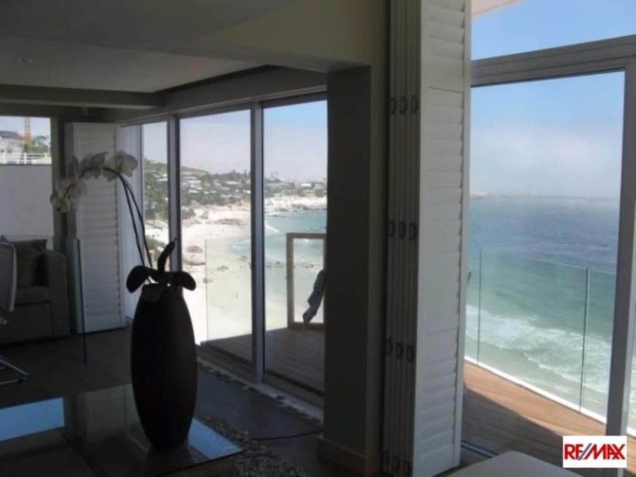 To Let 3 Bedroom Property for Rent in Clifton Western Cape